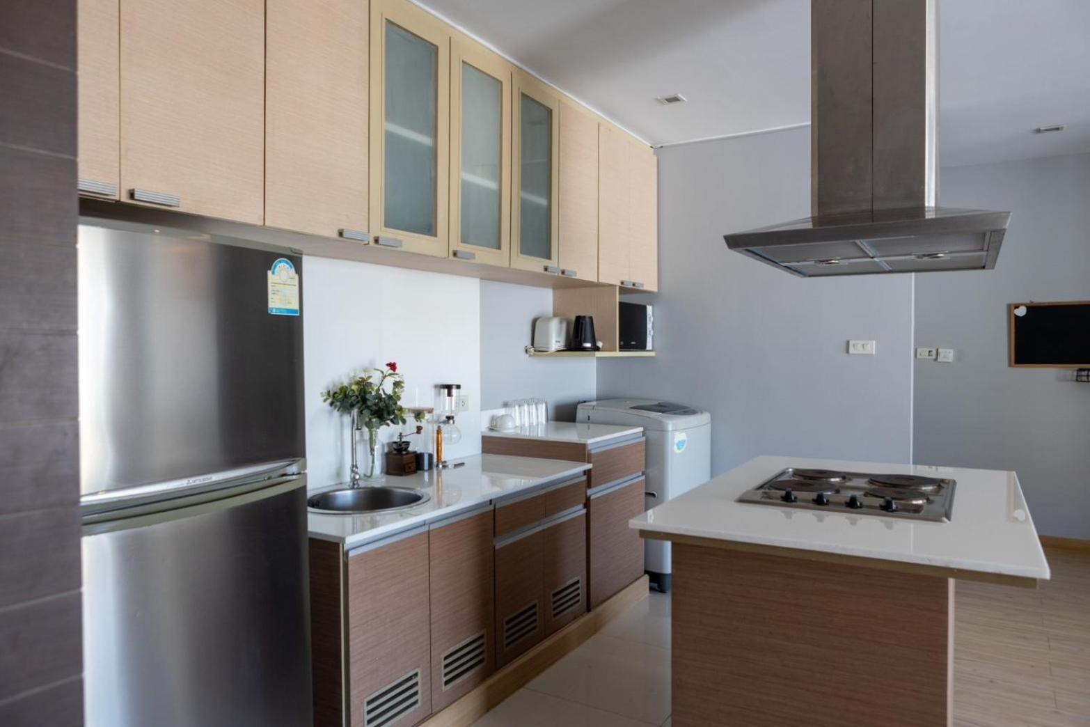 P Villa Lamoon Thonglor Банкок Екстериор снимка