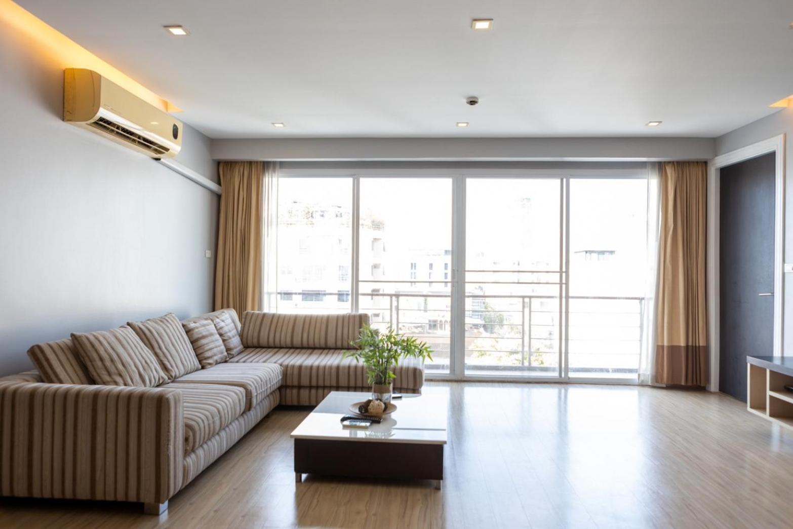 P Villa Lamoon Thonglor Банкок Екстериор снимка