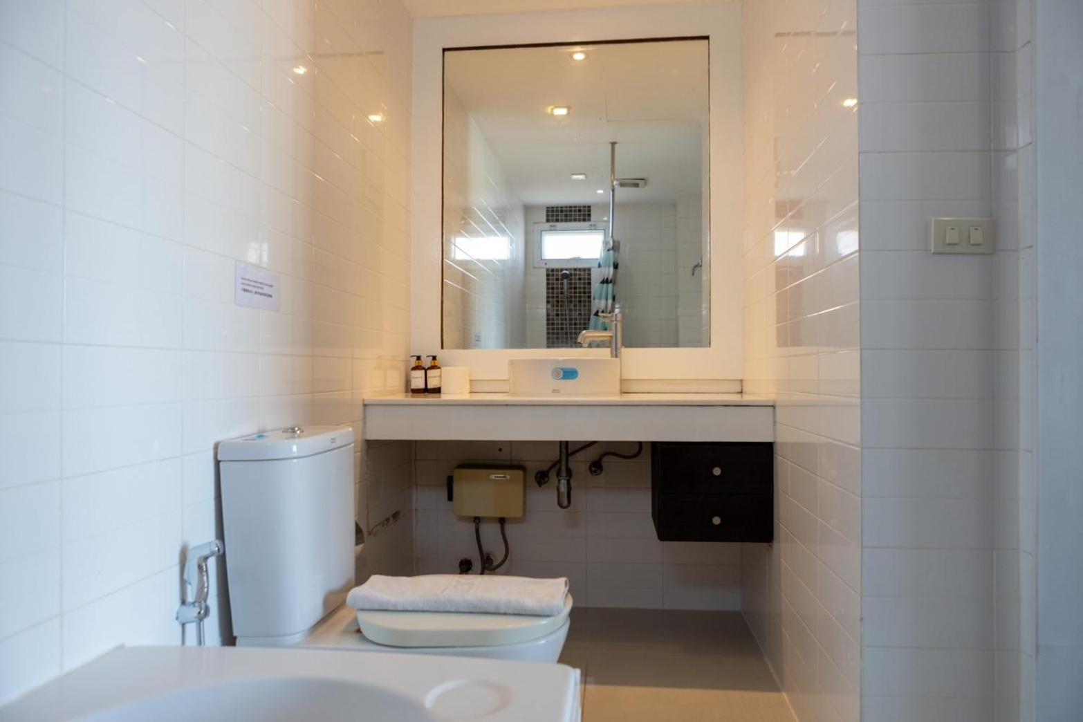 P Villa Lamoon Thonglor Банкок Екстериор снимка