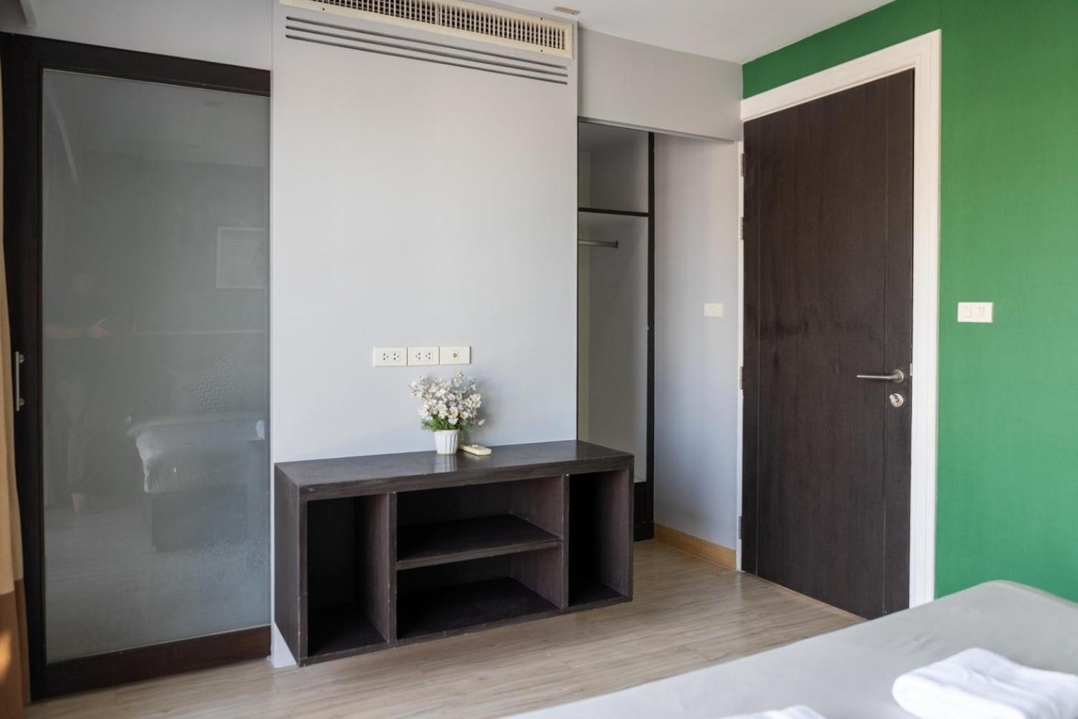 P Villa Lamoon Thonglor Банкок Екстериор снимка