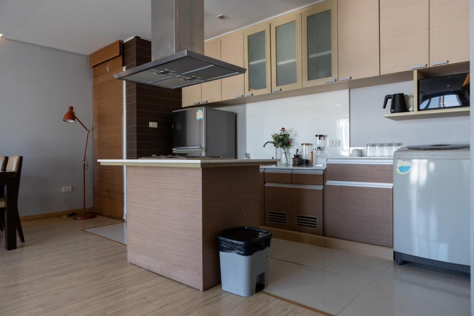 P Villa Lamoon Thonglor Банкок Екстериор снимка