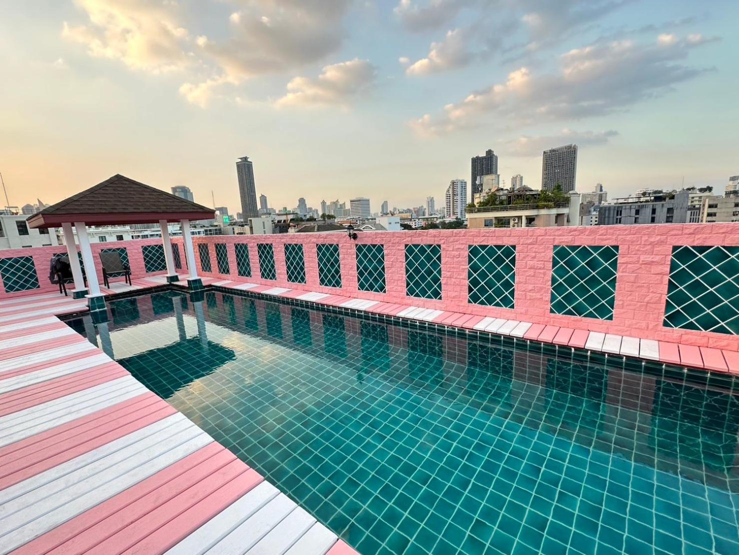 P Villa Lamoon Thonglor Банкок Екстериор снимка